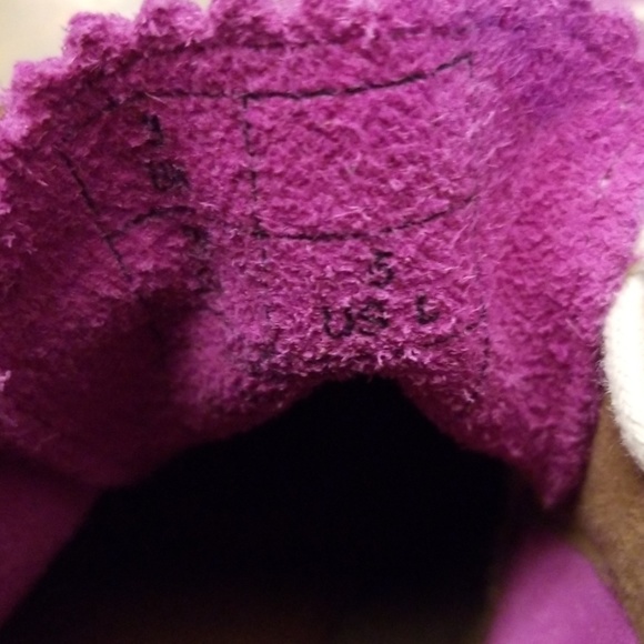 SHE'S BOLD❣️Dr. Martens Barbie pinkish, purple booties - Picture 8 of 9